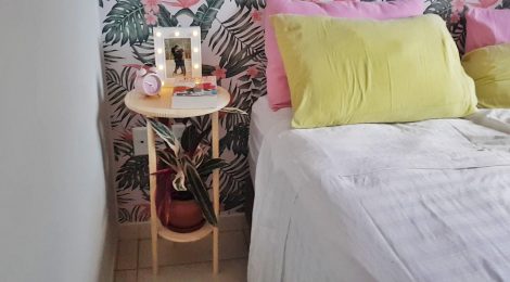 DIY mesa de cabeceira com formas de pizza