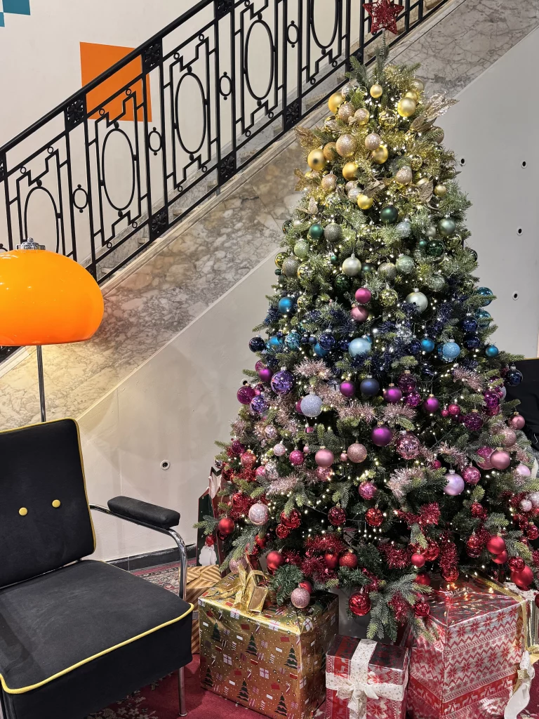Árvore de natal arco-íris.