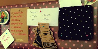 Criando em casa: mural para geladeira com caixa de teclado