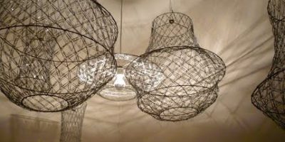 Aprenda a fazer um incrível lustre com clipes